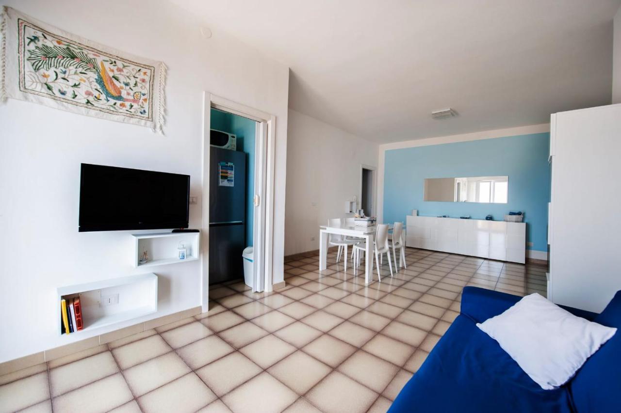 Apartment Overlooking The Sea With A View Of Old Gallipoli And The Whole Bay Экстерьер фото